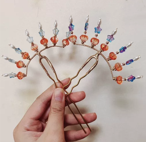 出闲置汉服发饰，都是全新买来没戴出门的，已...