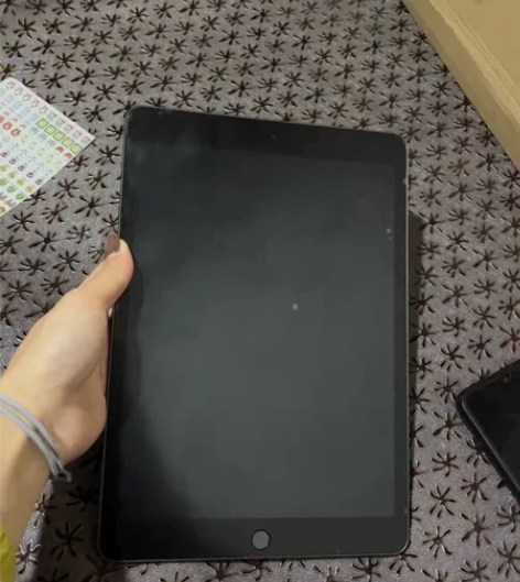 出二手闲置 国行正品IPad 2020 1...