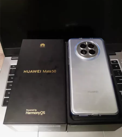 ?华为mate50国行8+256G，yyd...