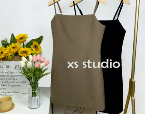 连衣裙全新吊牌在，出M 感兴趣的话点“我想...