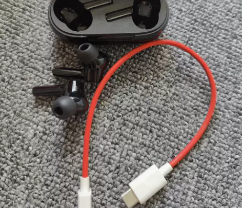 一加buds z2耳机，成色如图片，看图片...