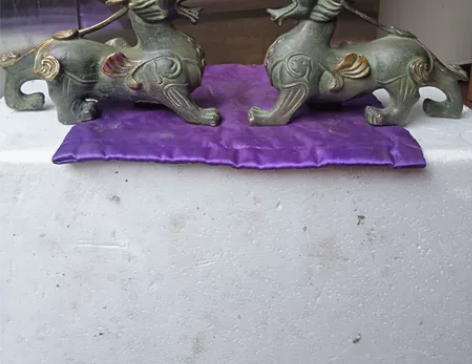 铜貔貅一对 材质黄铜  做工精美老工鎏金工...