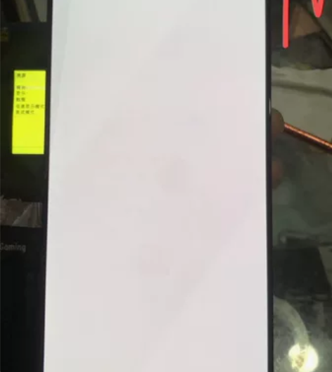 红米k40游戏增强版原装全新屏幕,极小瑕疵...