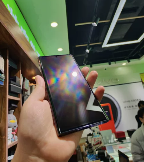 三星 SAMSUNG Galaxy S22...