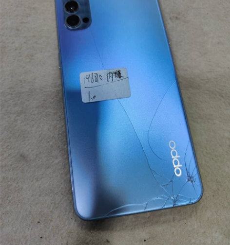 OPPO reno4 8+128g 内爆，...