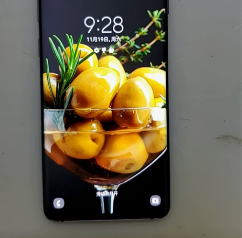 三星S10美版可更新系统，9成新外观屏幕右...