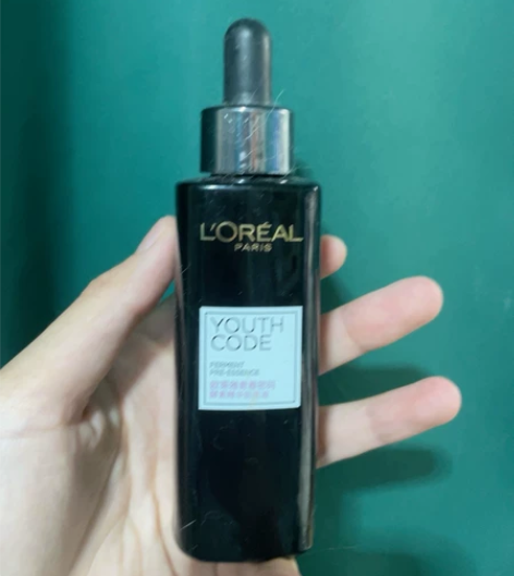 欧莱雅抗老精华假一陪万。 感兴趣的话点“我...