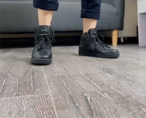 特价！海剪标，黑色高帮板鞋，尺码：38，拳...