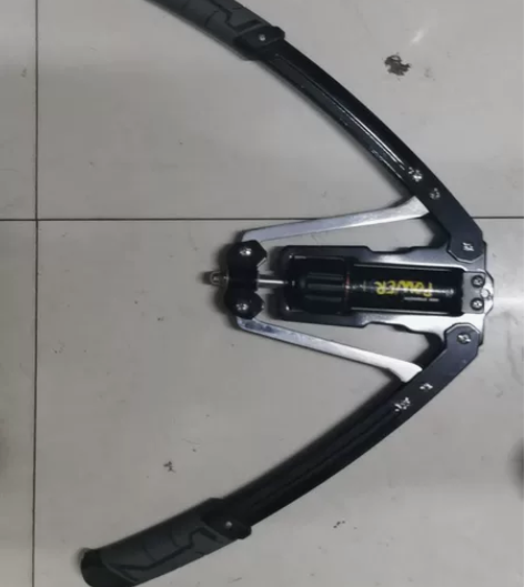 闲置臂力器 感兴趣的话点“我想要”和我私聊...