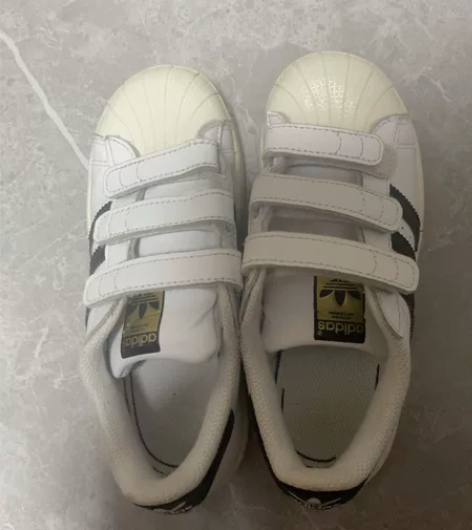 阿迪金标板鞋.13K，内长19.5。正品商...