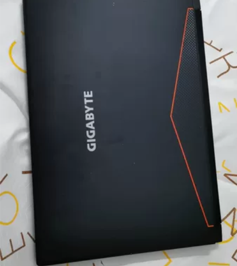 ?笔记本 游戏本 二手Gigabyte/技...