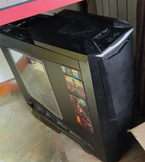 银欣乌鸦一代，侧透版，换了个新机箱，具体参...