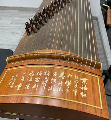 闲置古筝，适合初级入门的小伙伴作为练习琴，...