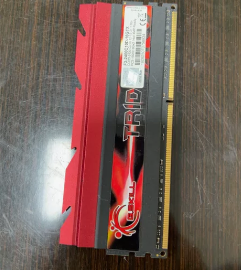 芝奇三代8G内存 F3-2400C10D ...