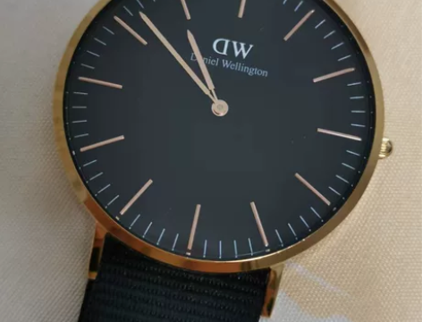 正品低价出dw手表男女同款 CLASSIC...