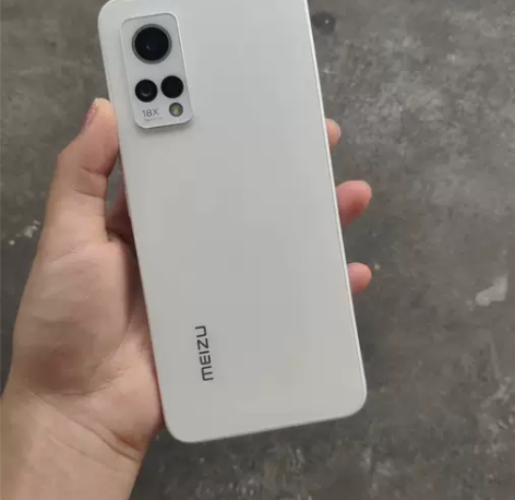 魅族手机   魅族18X  无拆修成色如图...