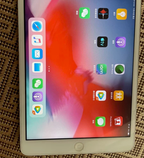 ipad mini2 16G 功能正常使用...