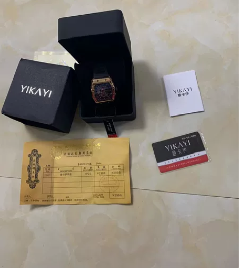 意卡伊手表 感兴趣的话点“我想要”和我私聊...