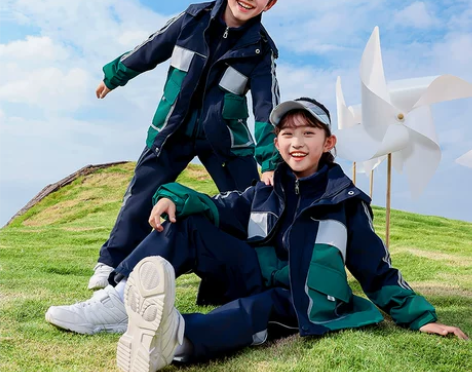小学生校服套装一年级儿童班服冬季冲锋衣三件...