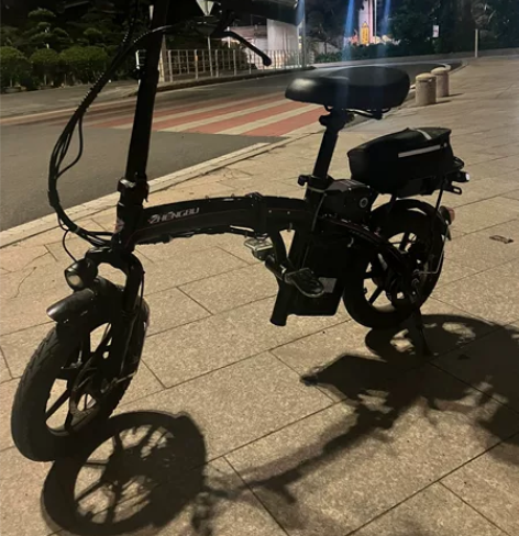 转让八成新、正步代驾折叠电动车、 感兴趣的...