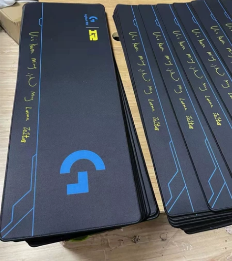 （全新12.9元包邮）大号罗技鼠标垫80*...