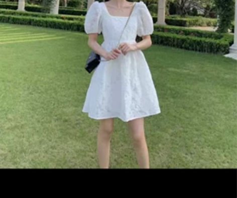 法式泡泡袖 方领 连衣裙 独特设计 花纹质...