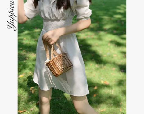 ?2019夏新款法式小众复古方领纯白短裙连...