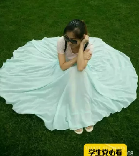 半身长裙绿色三层雪纺大摆裙 感兴趣的话点“...