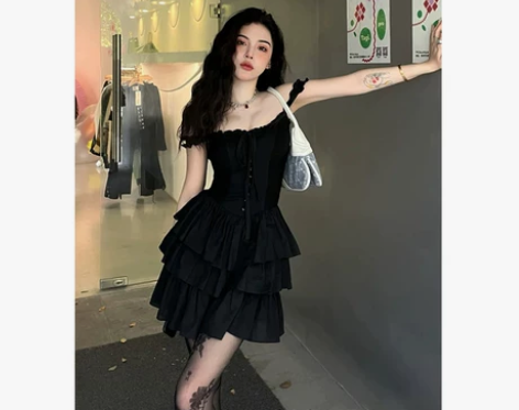 冻泥frozen  黑色吊带小众法式显瘦连...