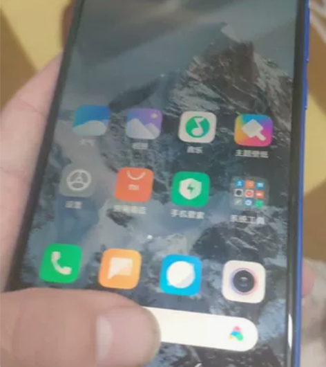红米8A 4+64成色不错