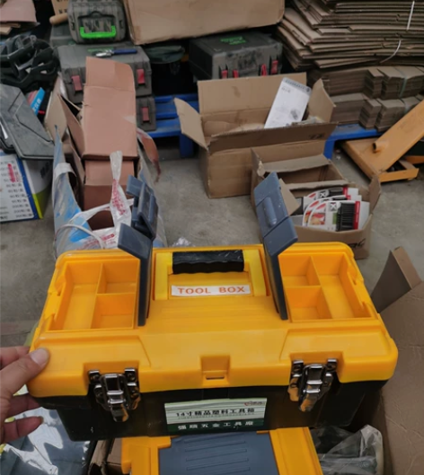 工业级加厚14寸工具箱，包邮价格，看中直接...