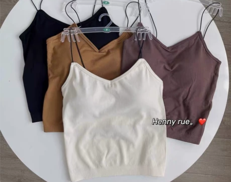 HENNY RUE小熊白色短款吊带背心女内...