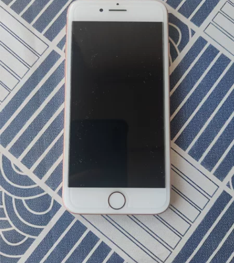 9.5成新的苹果8国行官换机64G，平时少...