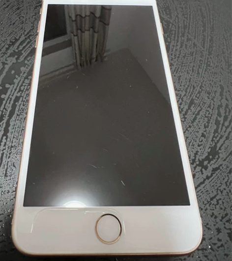 ?苹果8plus 国行64G 屏幕右上角有...