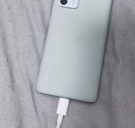 小米12pro 12+256g，成色很好，...