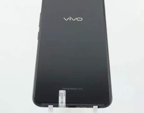 vivo   Y83  九成新 感兴趣的话...