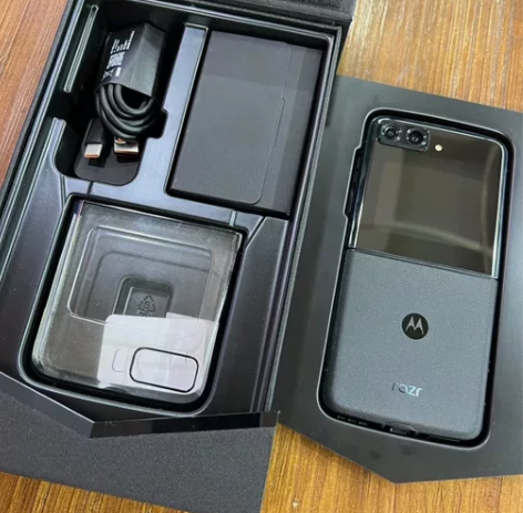 出或者换机 摩托罗拉 MOTO RAZR ...
