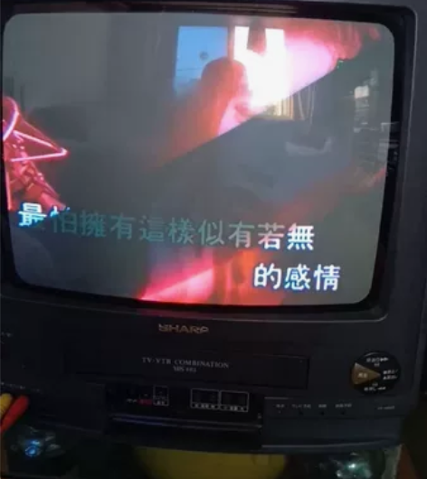 夏普录像电视一体机，型号VT-14M20。...