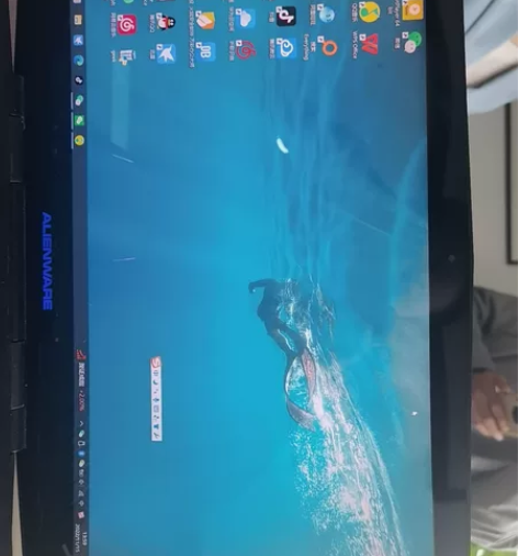 外星人笔记本电脑，戴尔电脑，笔记本 感兴趣...