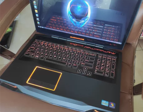 不喜欢能退外星人17寸大屏独显笔记本电脑外...