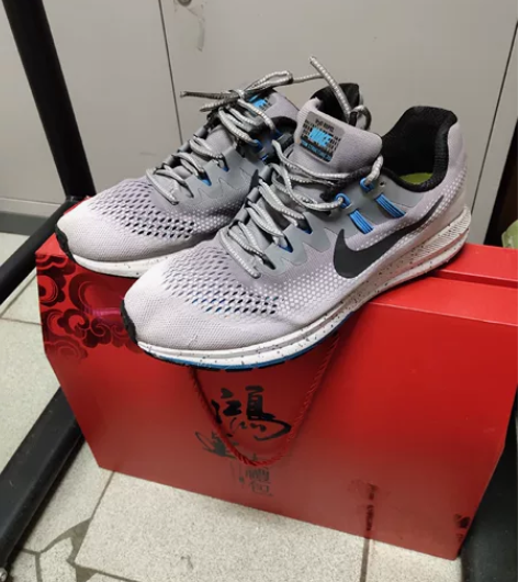 Nike/耐克运动鞋 感兴趣的话点“我想要...