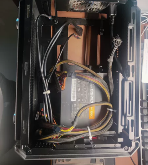 骨伽qbx机箱  全汉550w电源 升级换...