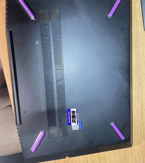 惠普光影4代，i5 8300h处理器 10...