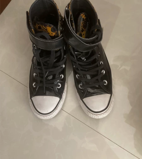 匡威亮面高帮板鞋，奥特莱斯购入，39码，原...
