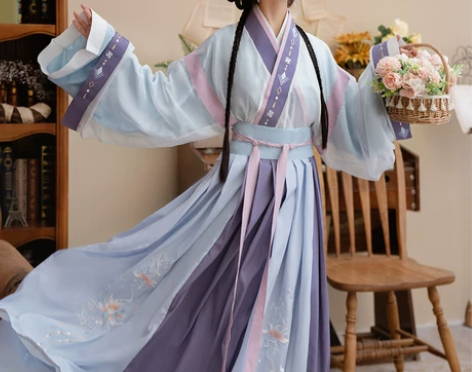 清梳铃珑原创汉服女晋制刺绣撞色交领齐腰襦裙...