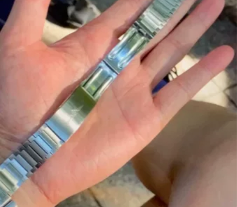 浪琴手表钢带一条，表带宽度尺寸：18mm，...