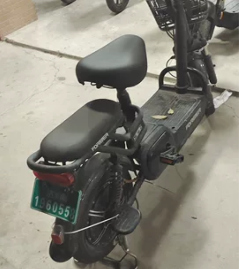 电动车毕业离校用不到了，低价出售，电瓶质量...