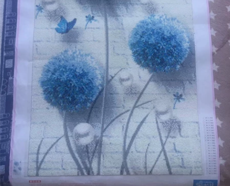 钻石画，自己手工贴上，挂在客厅点缀一下，非...