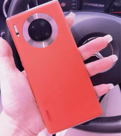 华为Mate30 Pro可以放5G的卡，屏...
