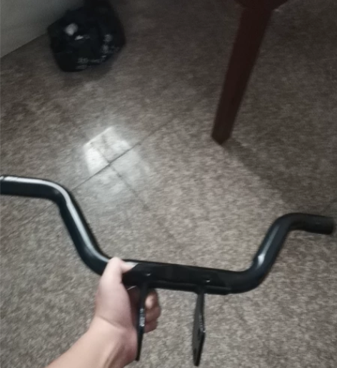 出售一字杠铃木gsx250的，买回来没装过...
